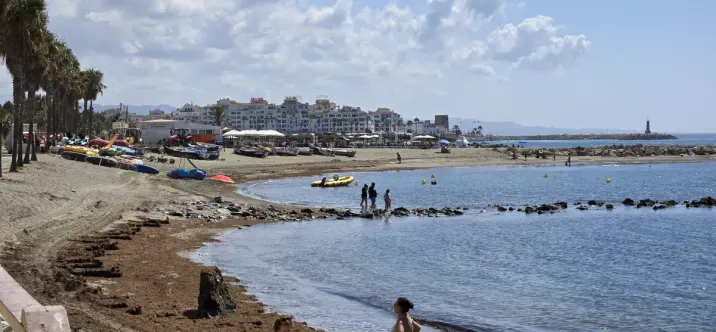 Продажа апартаментов на первом этаже в Puerto Banús 3