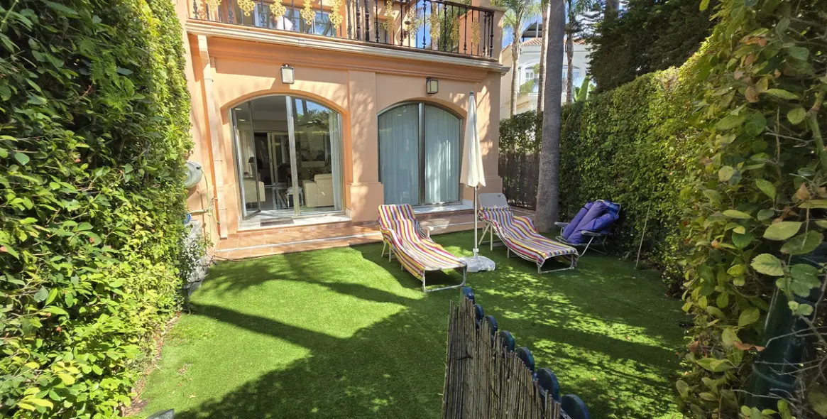 Продажа апартаментов на первом этаже в Puerto Banús 5