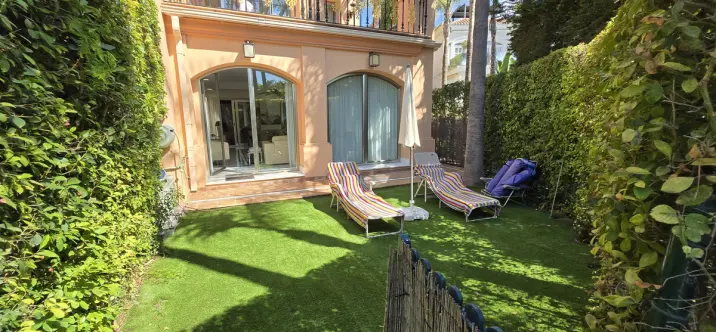 Продажа апартаментов на первом этаже в Puerto Banús 4