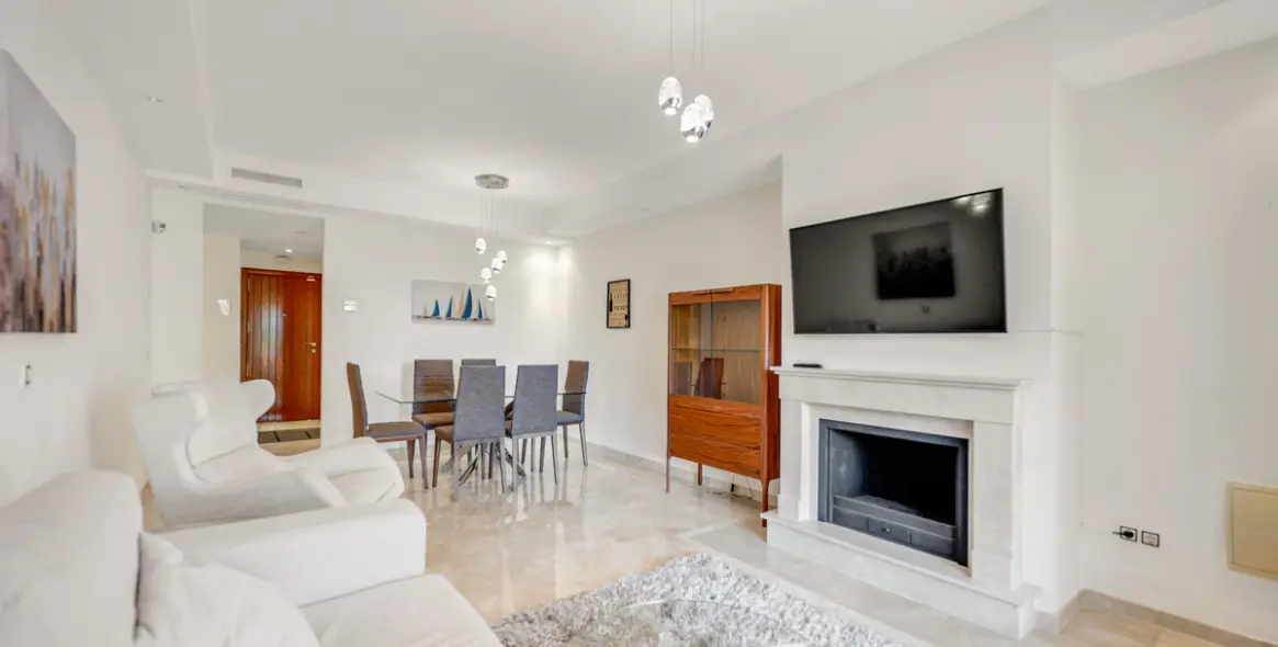 Long-term rent of ground floor apartment in Nueva Andalucía 5