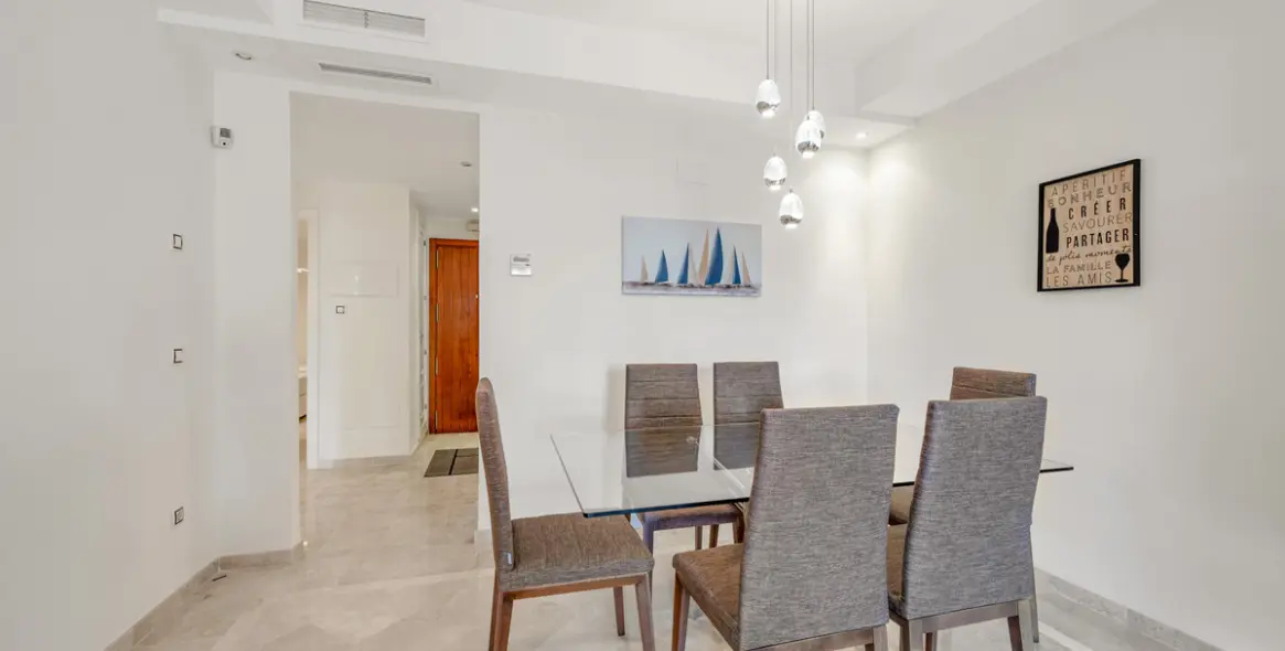 Long-term rent of ground floor apartment in Nueva Andalucía 10