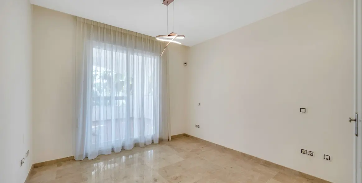 Long-term rent of ground floor apartment in Nueva Andalucía 16
