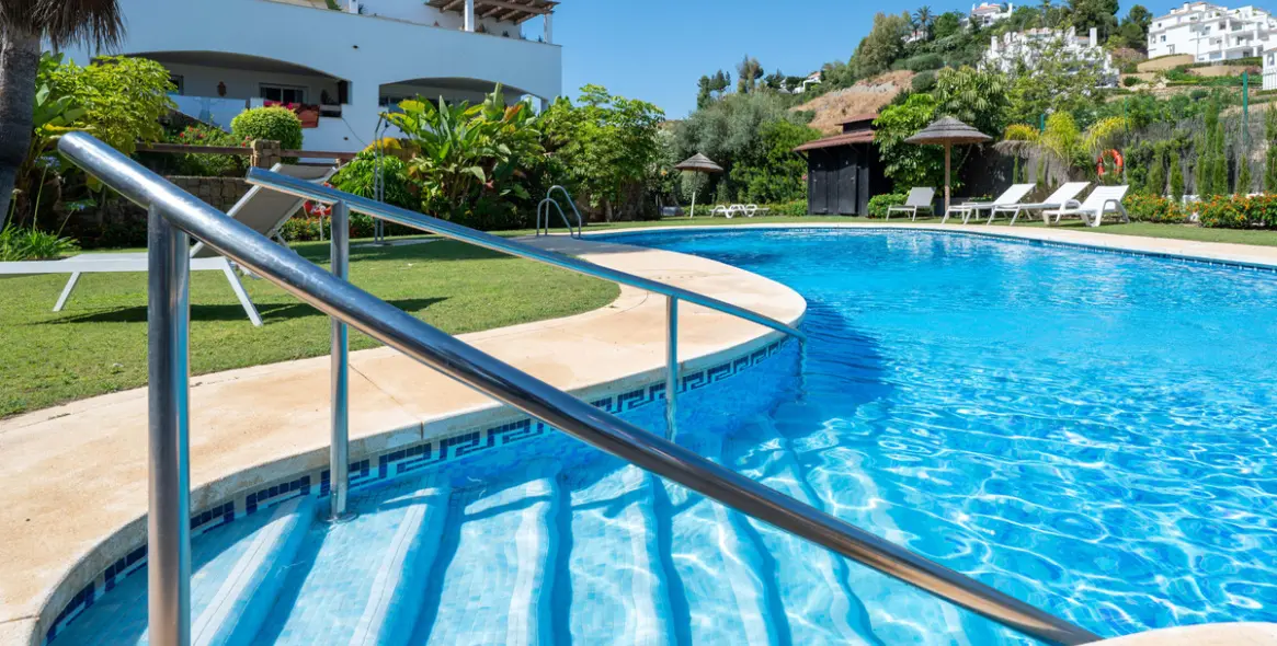 Long-term rent of ground floor apartment in Nueva Andalucía 21