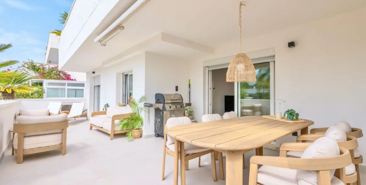 Short-term rent of ground floor apartment in Puerto Banús 2