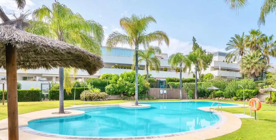 Short-term rent of ground floor apartment in Puerto Banús 5