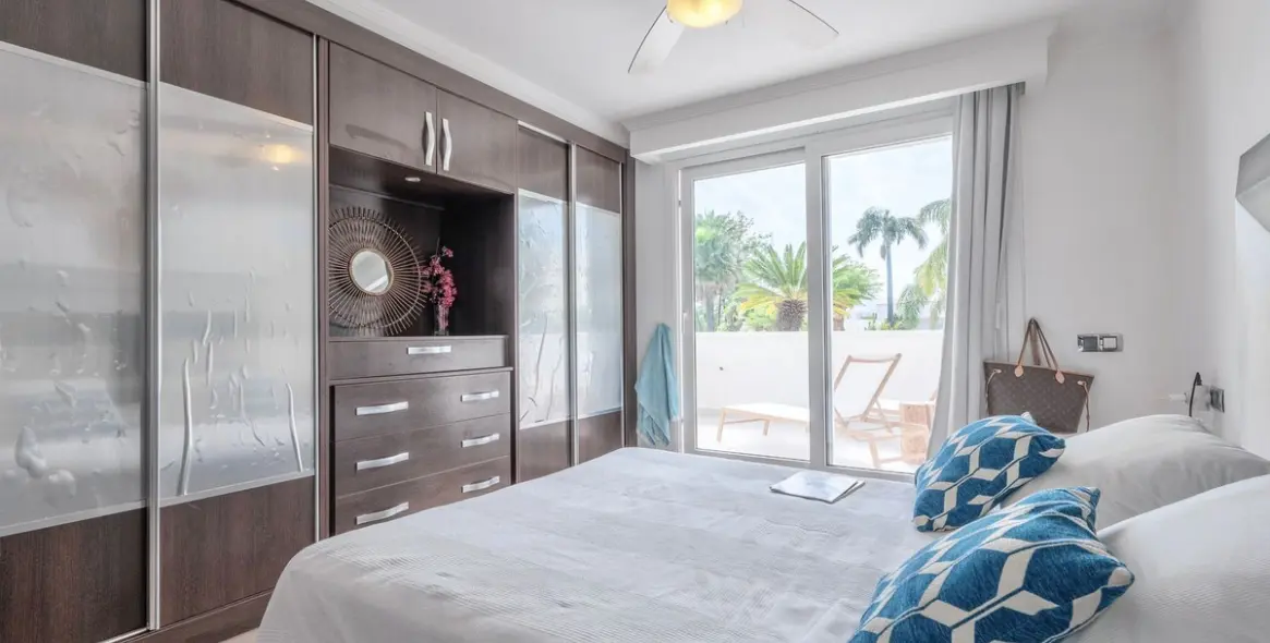 Short-term rent of ground floor apartment in Puerto Banús 16
