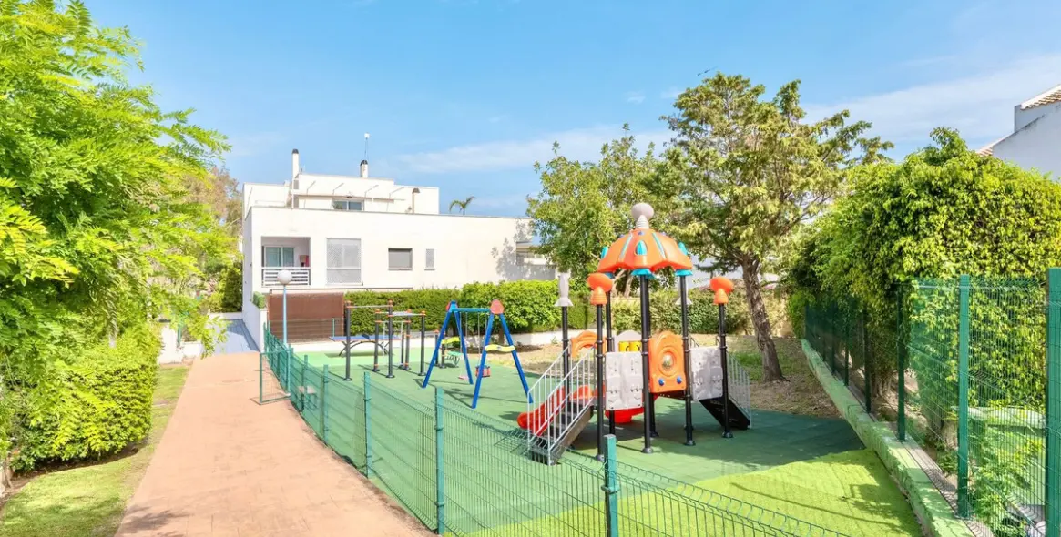 Short-term rent of ground floor apartment in Puerto Banús 22