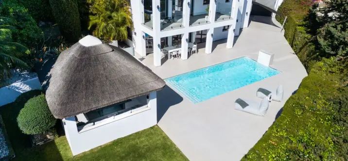 Short-term rent of detached villa in Nueva Andalucía 0