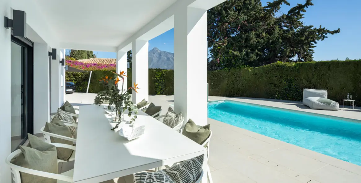 Short-term rent of detached villa in Nueva Andalucía 4