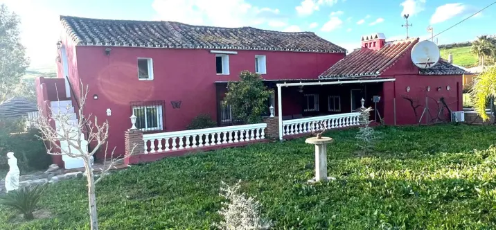 Venta de finca - cortijo en Coín 0