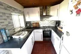 Image 4 thumb