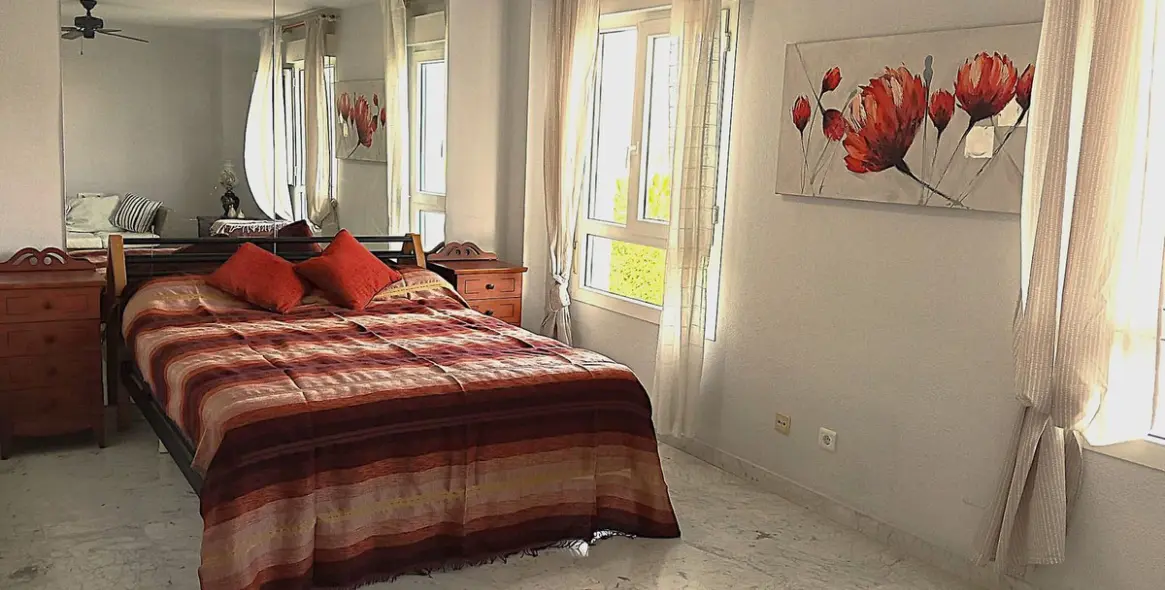 Venta de apartamento en planta media en Marbella 7