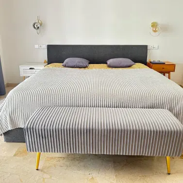 Venta de apartamento en planta media en Guadalmina Alta