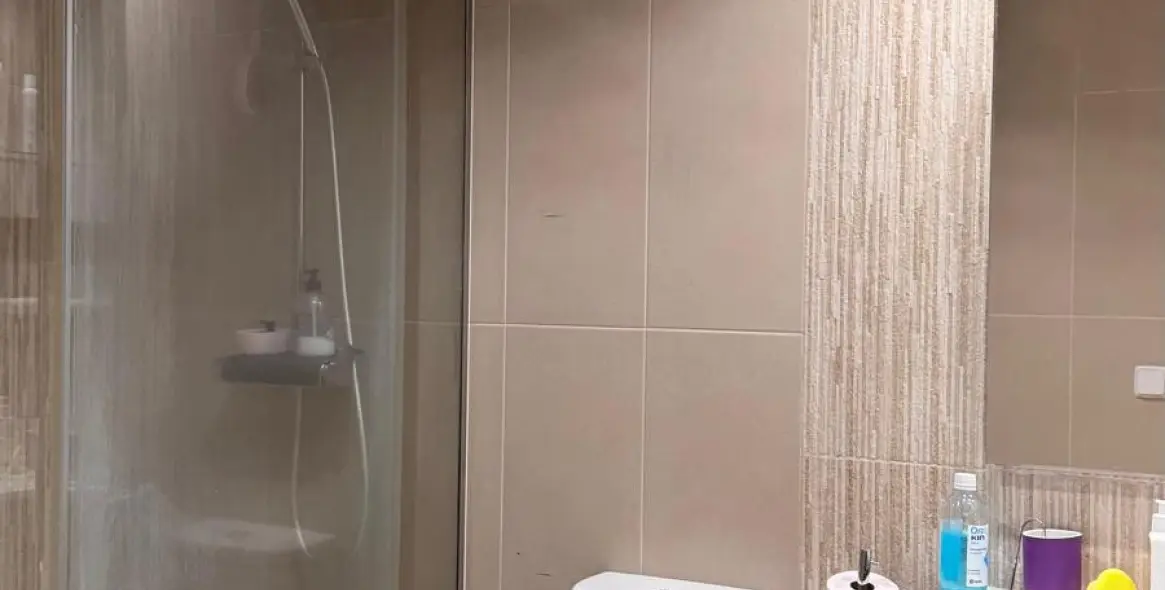 Venta de apartamento en planta media en Guadalmina Alta 10