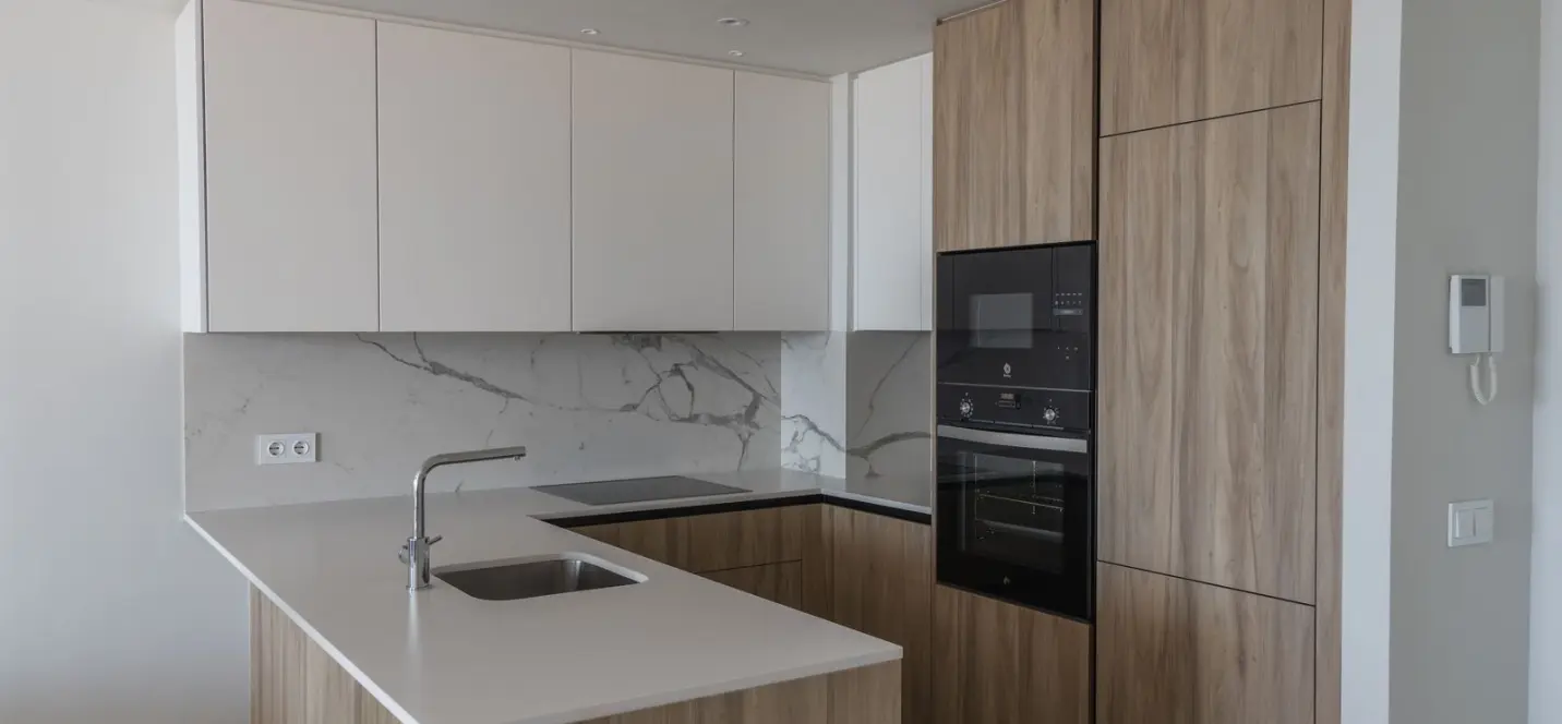 Venta de ático dúplex en Estepona 1