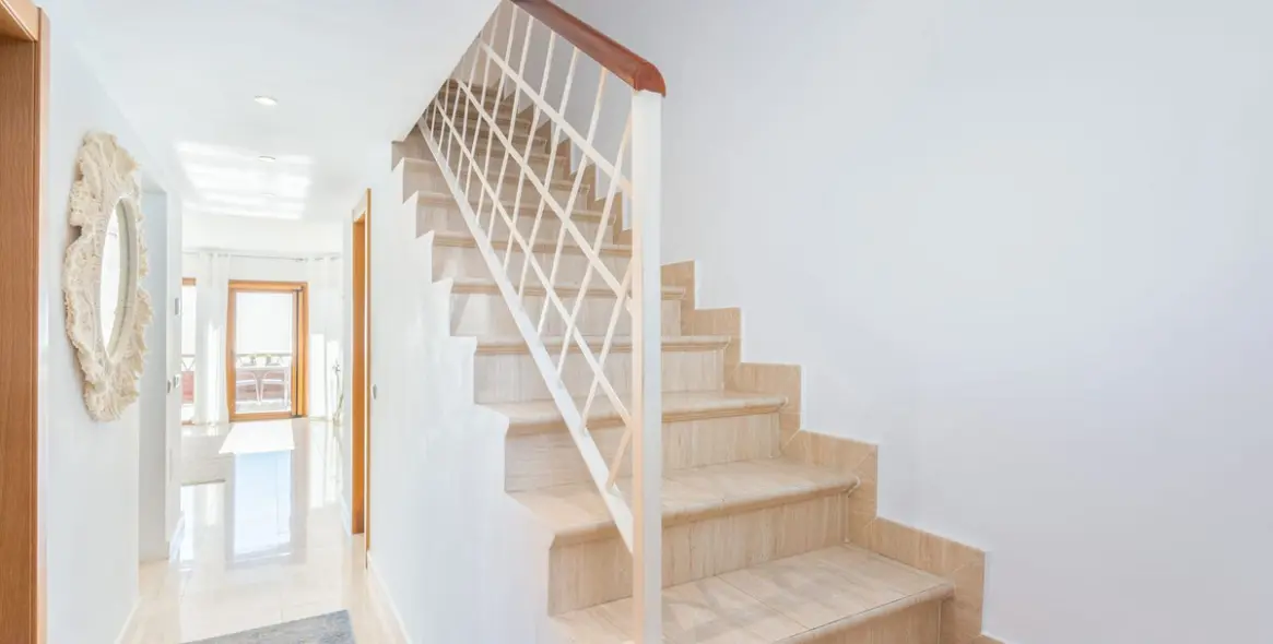 Venta de ático dúplex en Carvajal 32