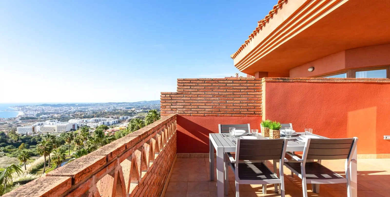 Venta de ático dúplex en Carvajal 3