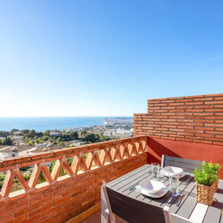 Venta de ático dúplex en Carvajal