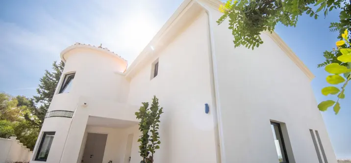 Краткосрочная аренда  отдельно стоящей виллы в Estepona 1
