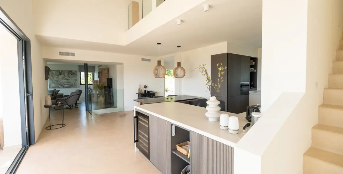 Short-term rent of detached villa in Estepona 14