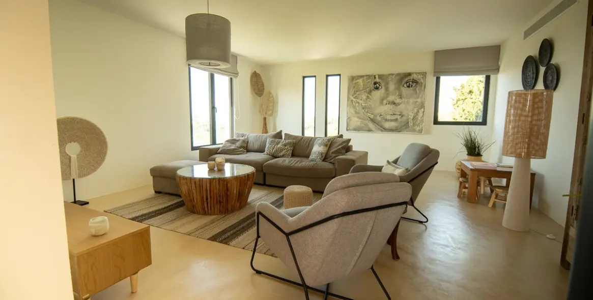 Short-term rent of detached villa in Estepona 28