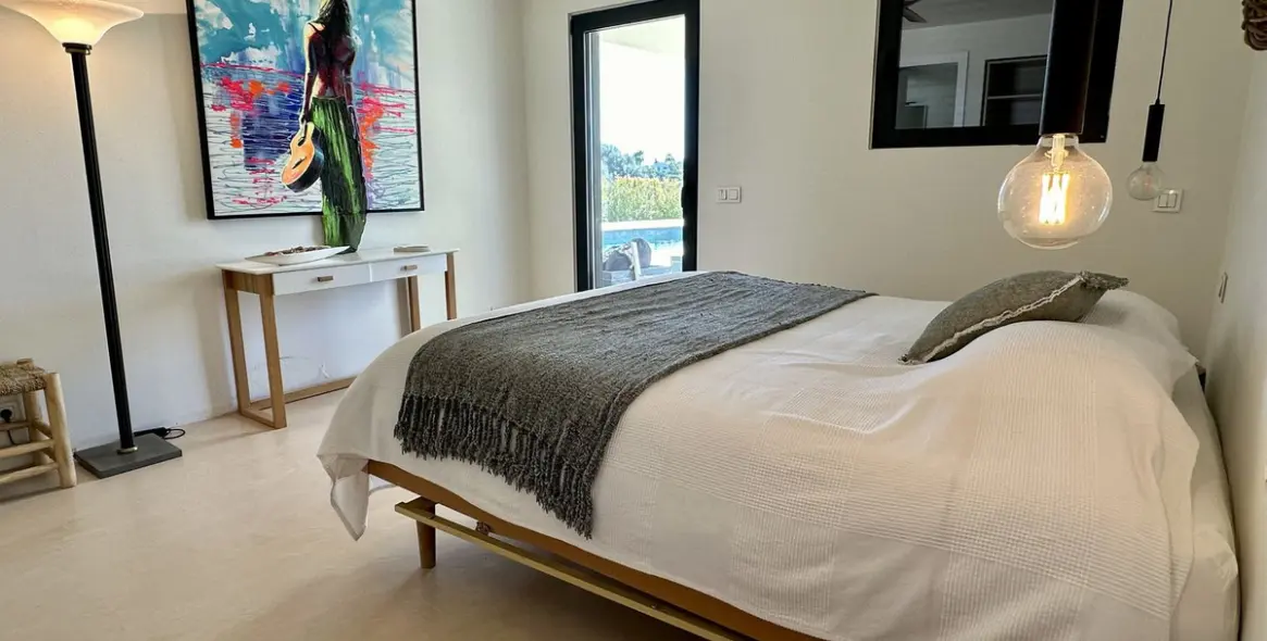 Short-term rent of detached villa in Estepona 57