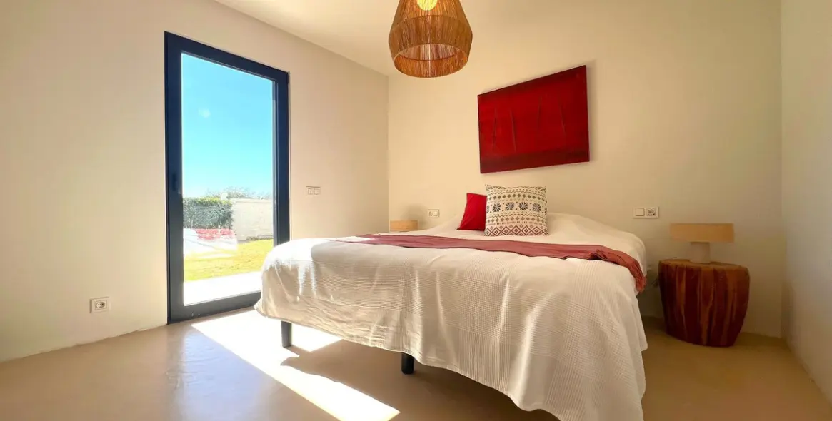 Short-term rent of detached villa in Estepona 72