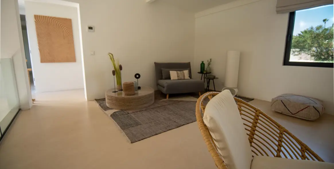 Short-term rent of detached villa in Estepona 120