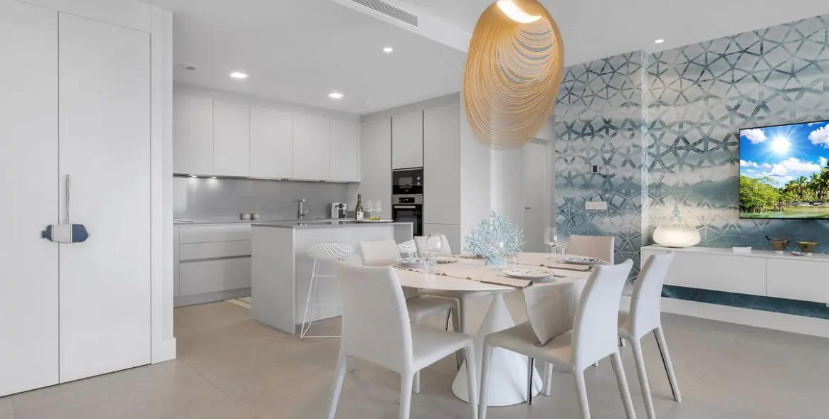 Venta de apartamento en planta media en Benahavís 13