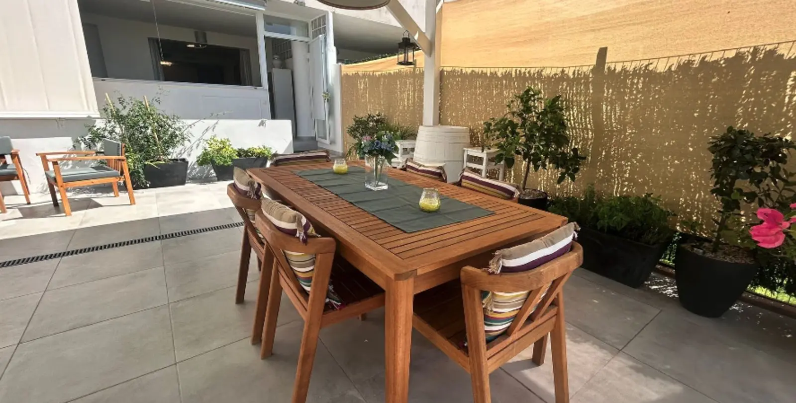 Продажа апартаментов на первом этаже в Casares Playa 4