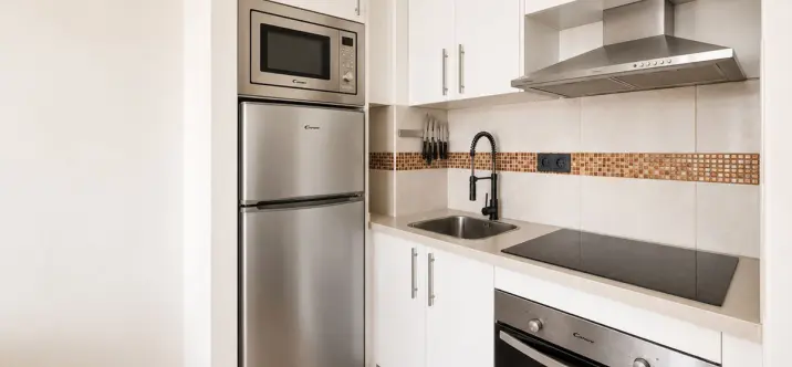 Sale of penthouse in The Golden Mile 1