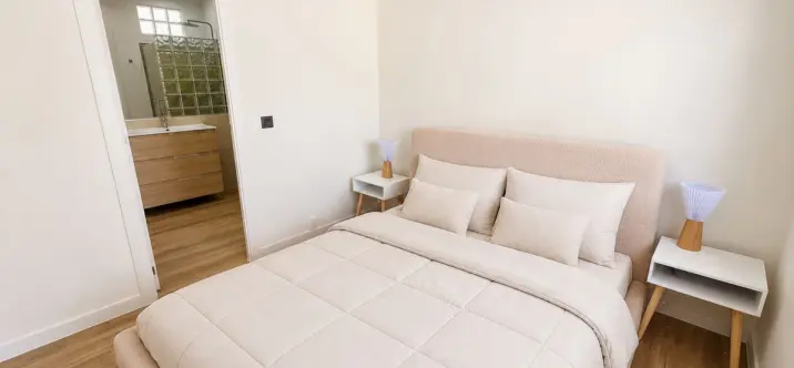 Sale of penthouse in The Golden Mile 3