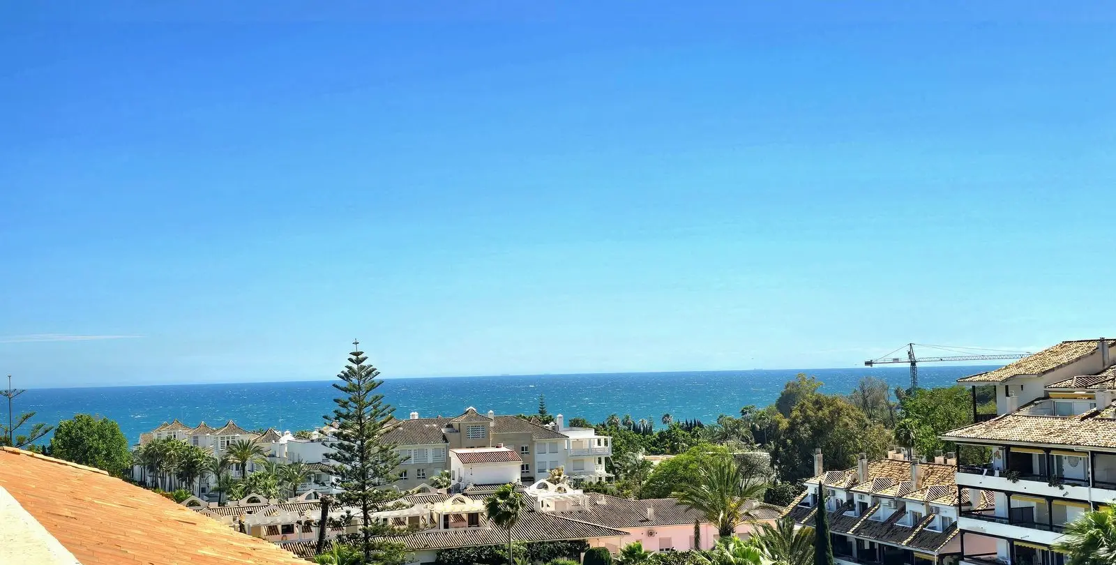 Sale of penthouse in The Golden Mile 7