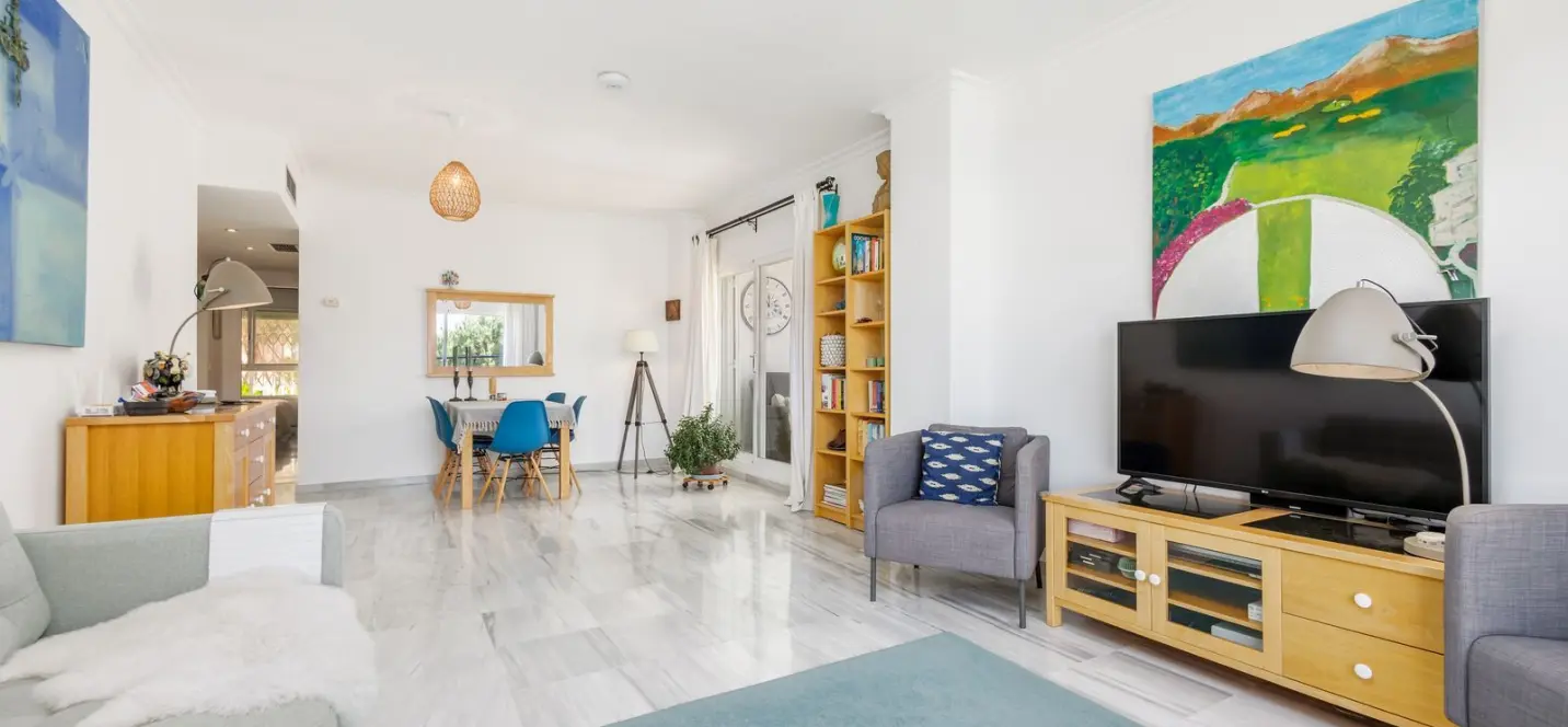 Sale of ground floor apartment in Alhaurin Golf 0