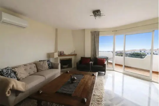 Image 4 thumb
