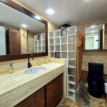 Sale of penthouse in The Golden Mile