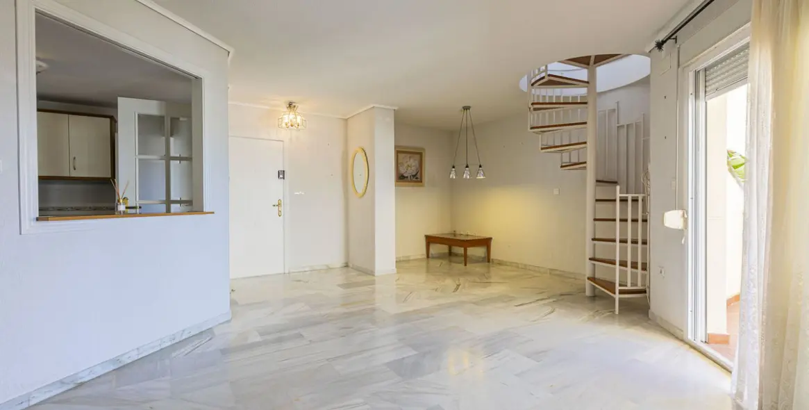 Sale of penthouse duplex in Costabella 2