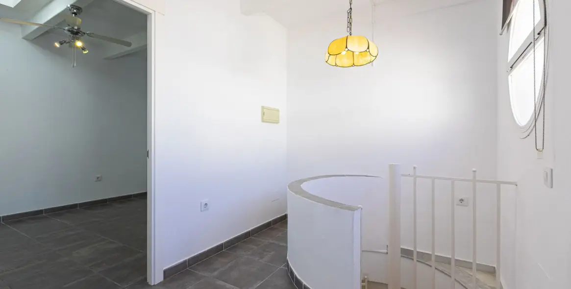 Sale of penthouse duplex in Costabella 15