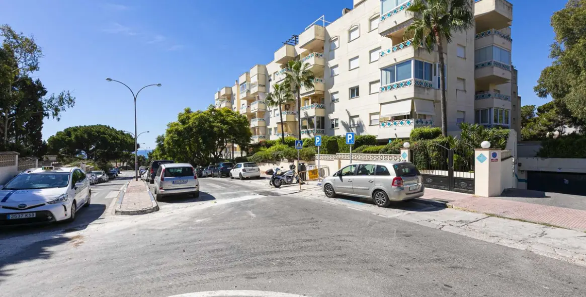 Sale of penthouse duplex in Costabella 22