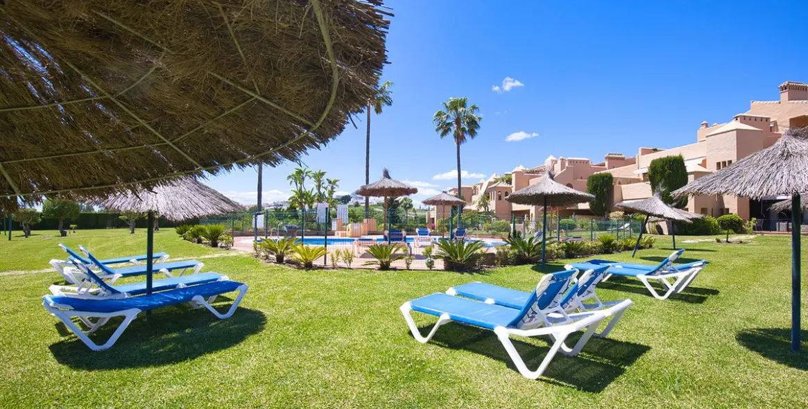 Продажа апартаментов на первом этаже в El Paraiso 34