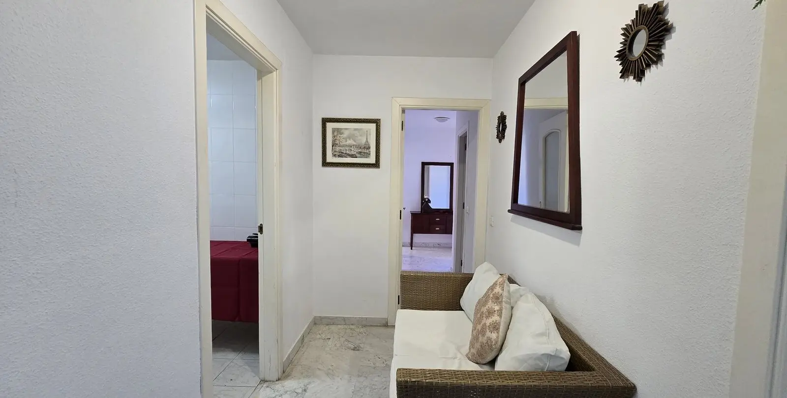 Venta de apartamento en planta media en Nueva Andalucía 23