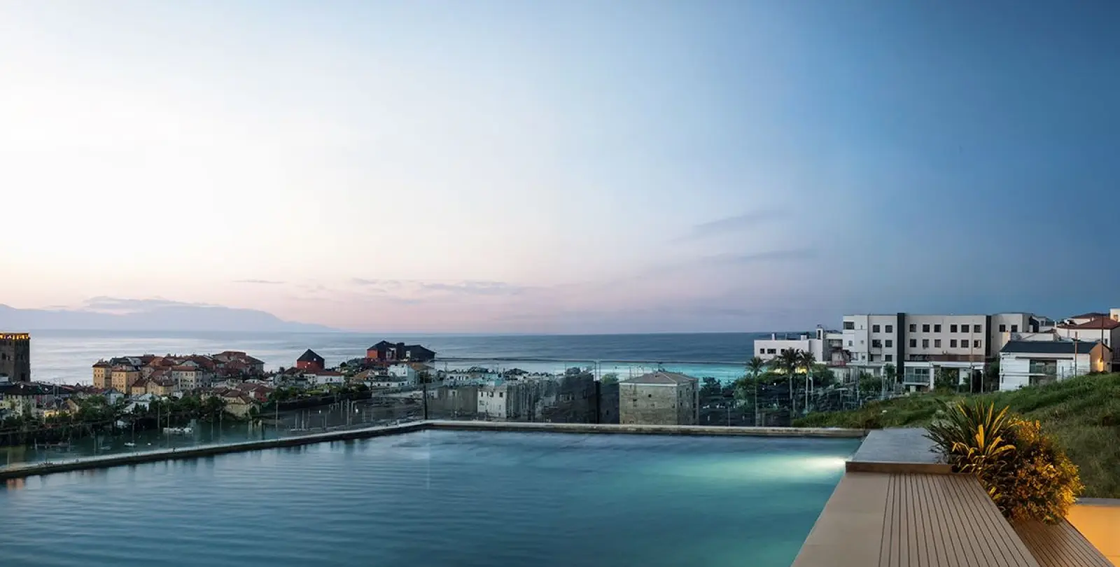 Venta de apartamento en planta baja en Estepona 10