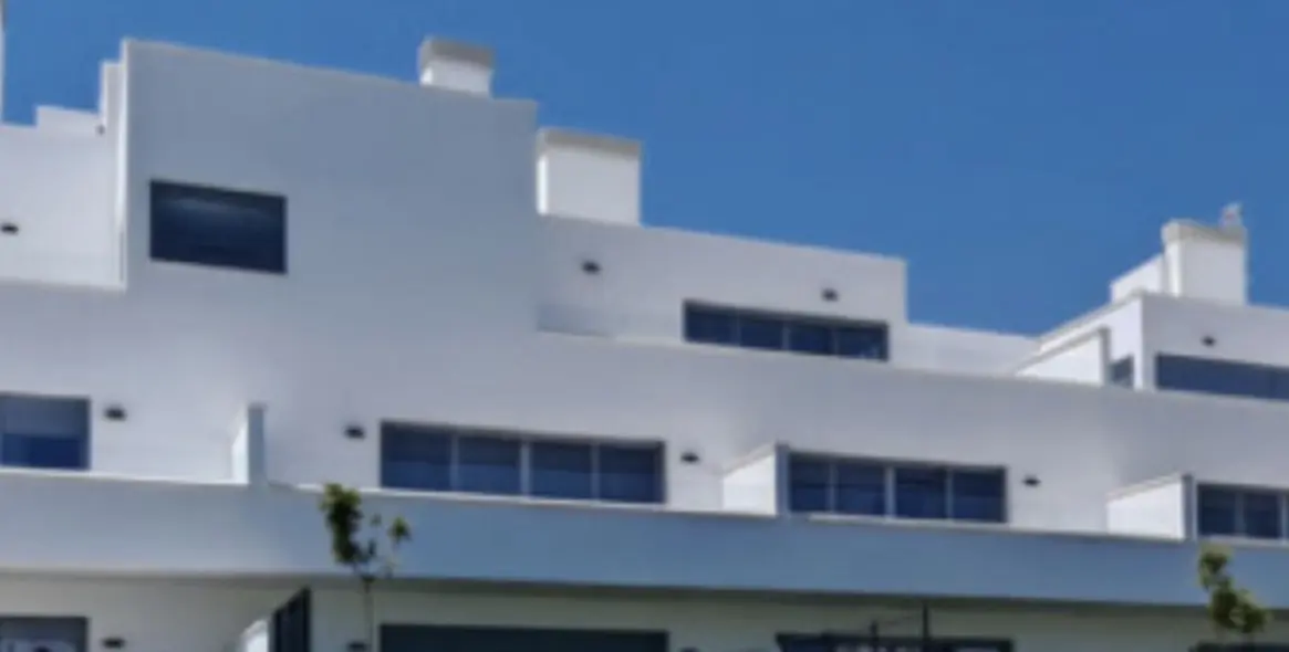 Sale of middle floor apartment in Cancelada 3
