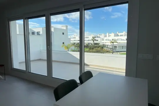 Image 4 thumb