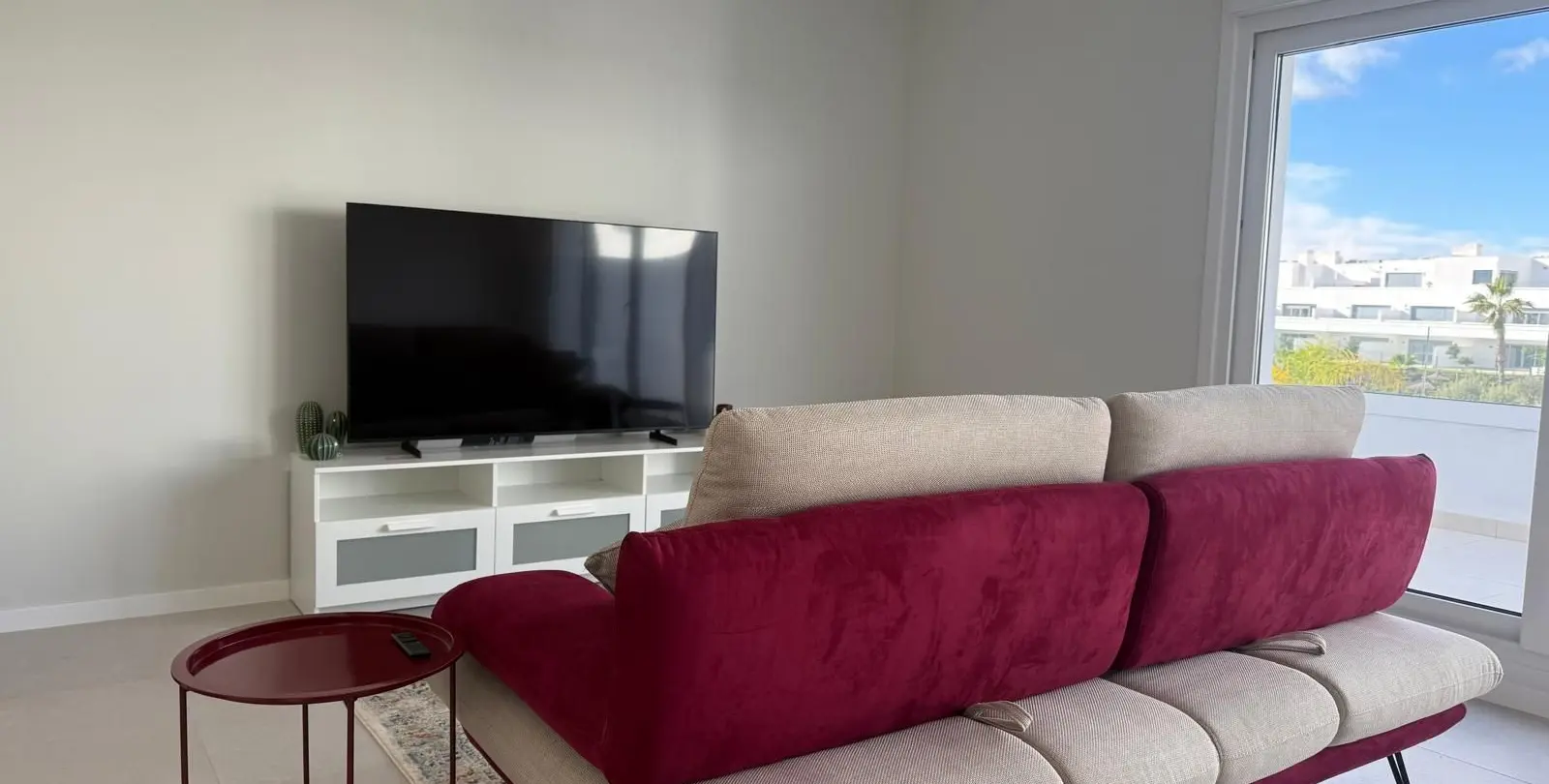 Sale of middle floor apartment in Cancelada 13