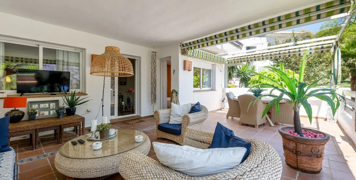 Продажа апартаментов на первом этаже в Benalmadena Costa 8