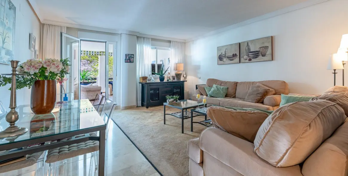 Продажа апартаментов на первом этаже в Benalmadena Costa 11