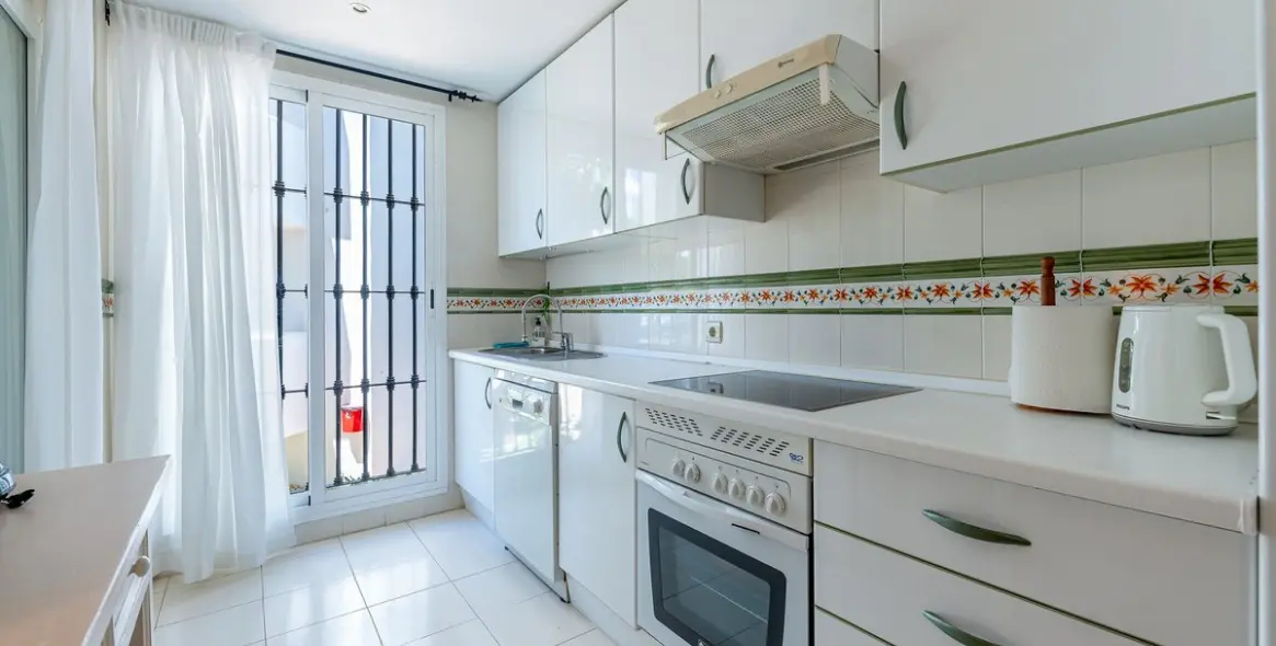 Продажа апартаментов на первом этаже в Benalmadena Costa 25