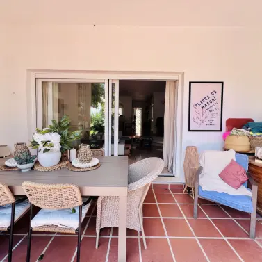 Sale of townhouse in El Paraiso