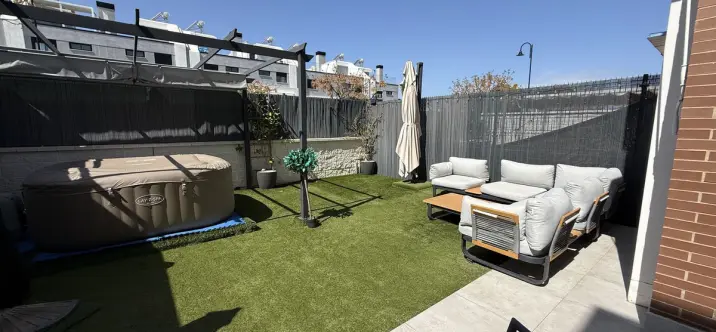 Sale of townhouse in Churriana 2